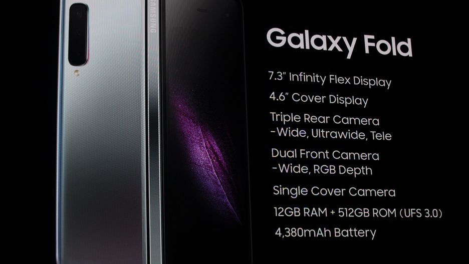 Galaxy fold ra mat,  gia gan 2.000 USD anh 9