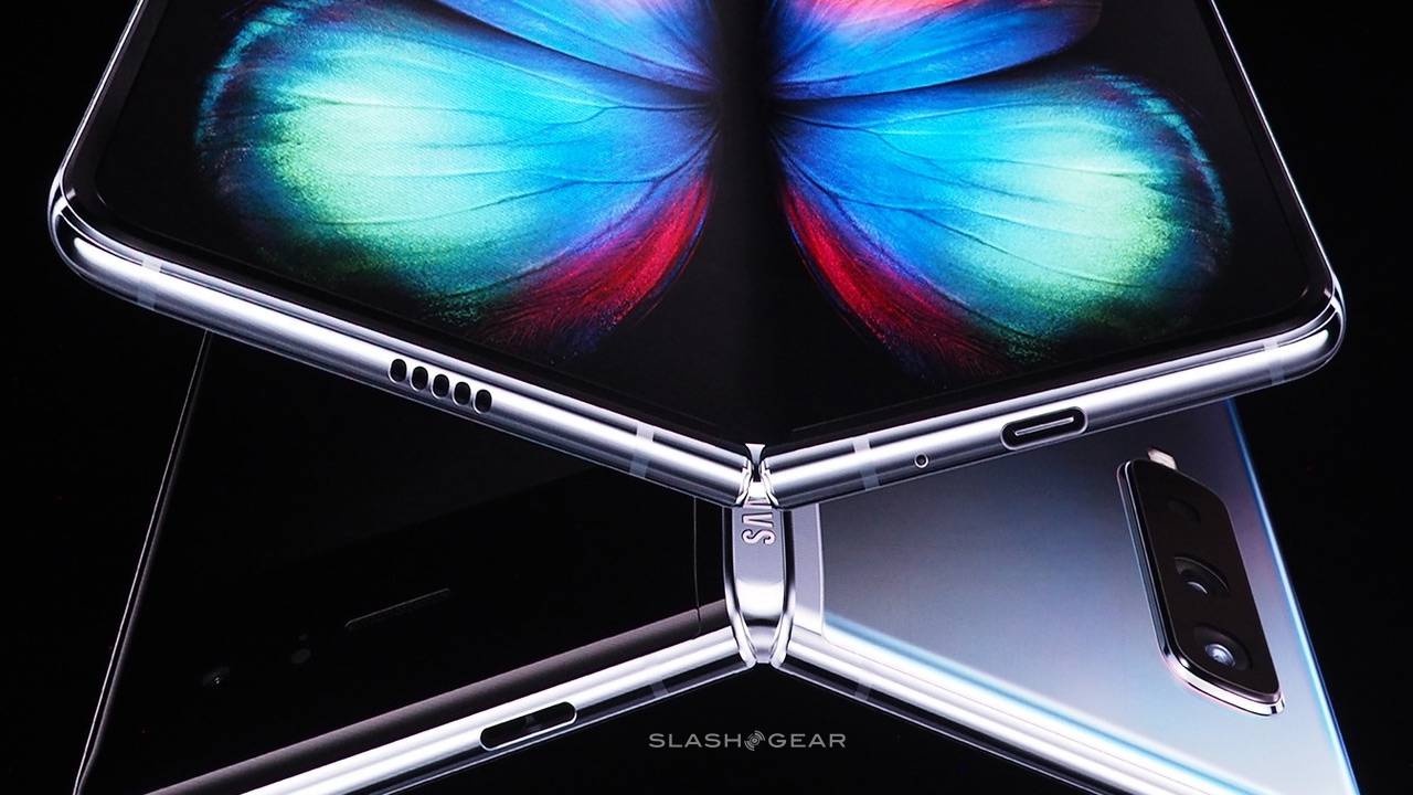 Galaxy Fold man gap se lam lu mo cac smartphone dau 2019 hinh anh