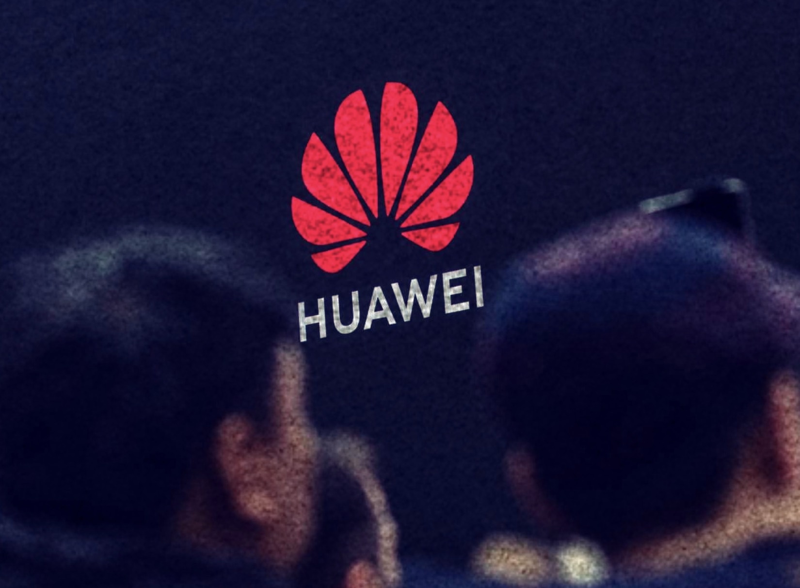 Huawei quay cuong truoc gio phan xet 'cong chua' Manh Van Chau hinh anh