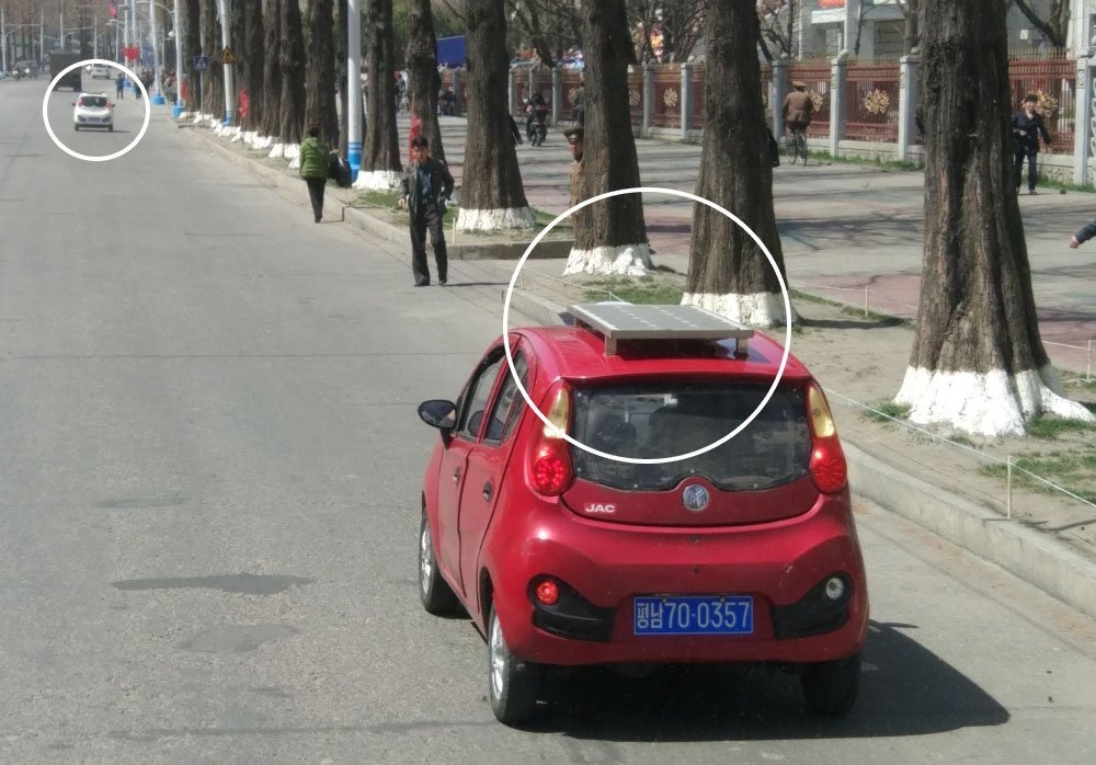 Ong Kim Jong-un muon Trieu Tien san xuat oto dien hinh anh