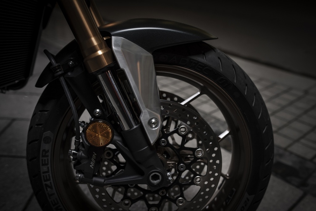 Honda CB650R ra mat VN,  nhap tu Thai Lan,  gia 246 trieu dong anh 6