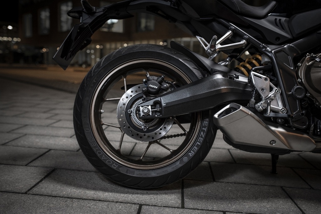 Honda CB650R ra mat VN,  nhap tu Thai Lan,  gia 246 trieu dong anh 7