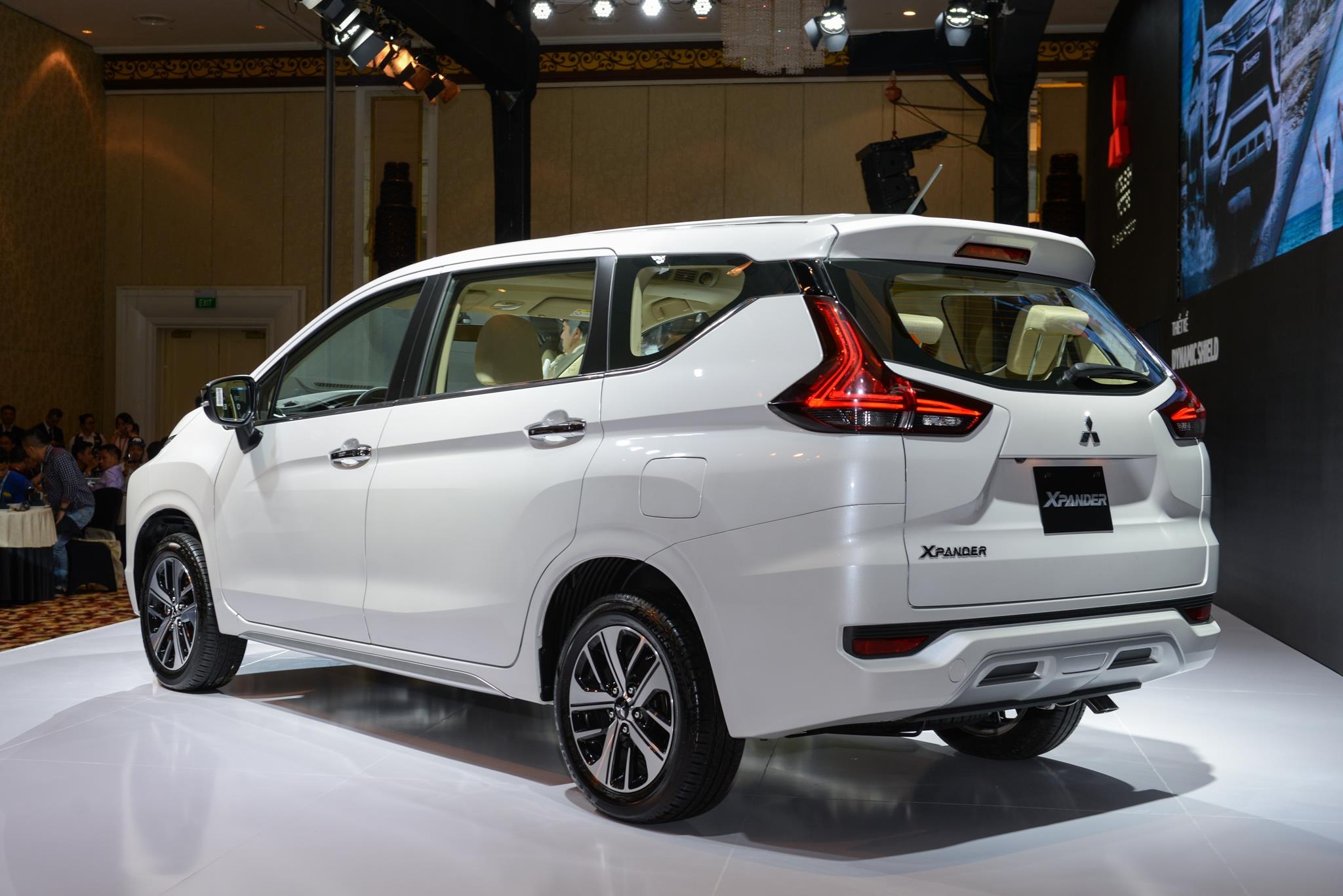 Chọn Mitsubishi Xpander hay Toyota Rush? ảnh 11 Chon Mitsubishi Xpander hay Toyota Rush? anh 11