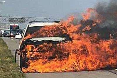 Xe Hyundai va Kia tai VN co dinh loi nguy co chay no do dong co? hinh anh