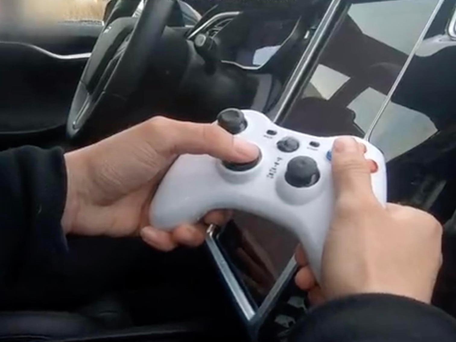 Nhom hacker cua Tencent danh lua xe Tesla, khien Elon Musk than phuc hinh anh