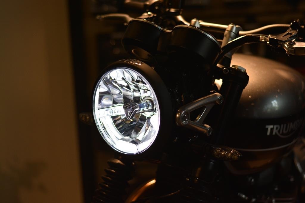 Triumph Speed Twin 2019 xe hoai co anh 3