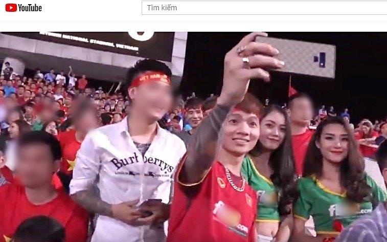 kha banh quang cao cho trang co bac anh 1