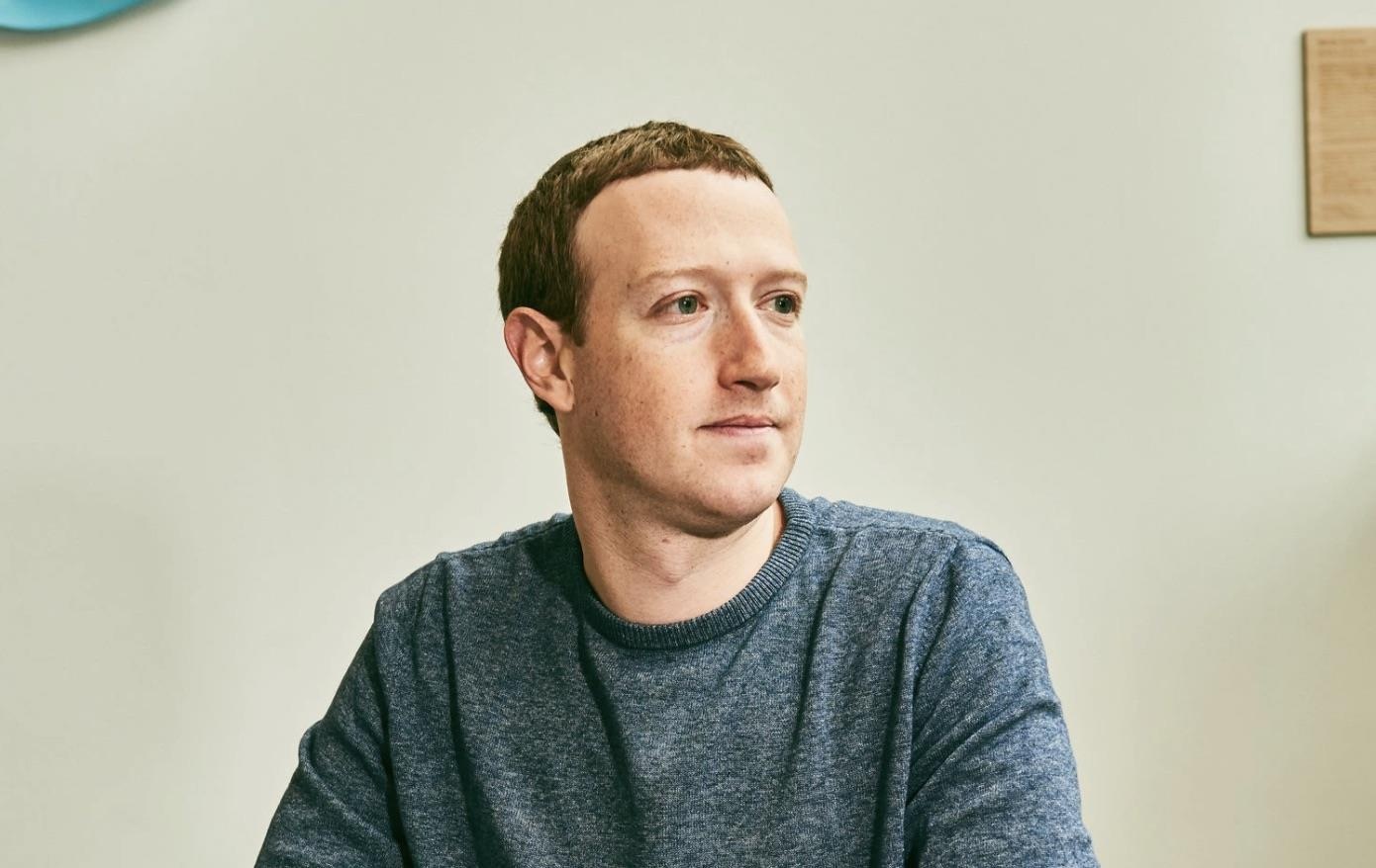 Mark Zuckerberg co the ‘phui tay’ truoc moi be boi cua Facebook? hinh anh