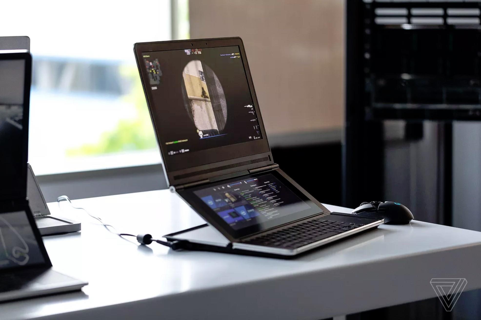 Chi tiet 2 mau may tinh 'nhieu man hinh' doc dao cua Intel hinh anh