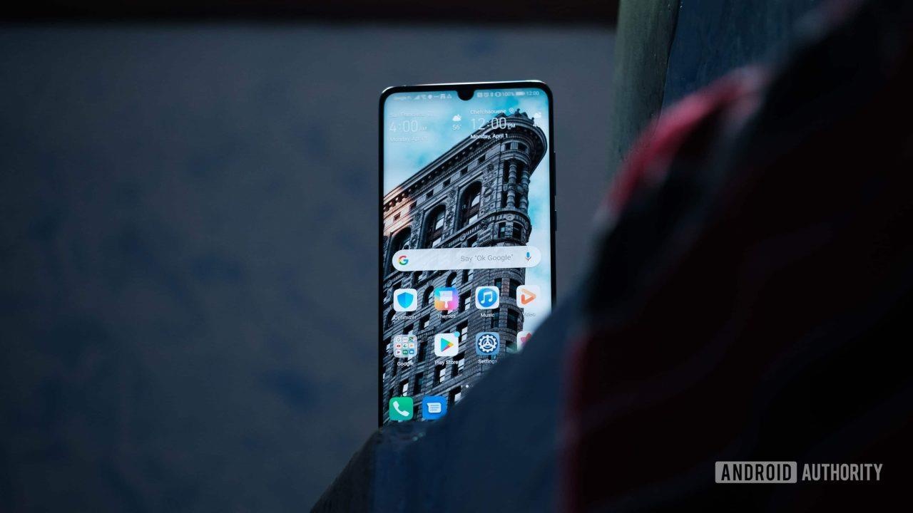 smartphone Huawei van duoc cap nhat len Android Q anh 1