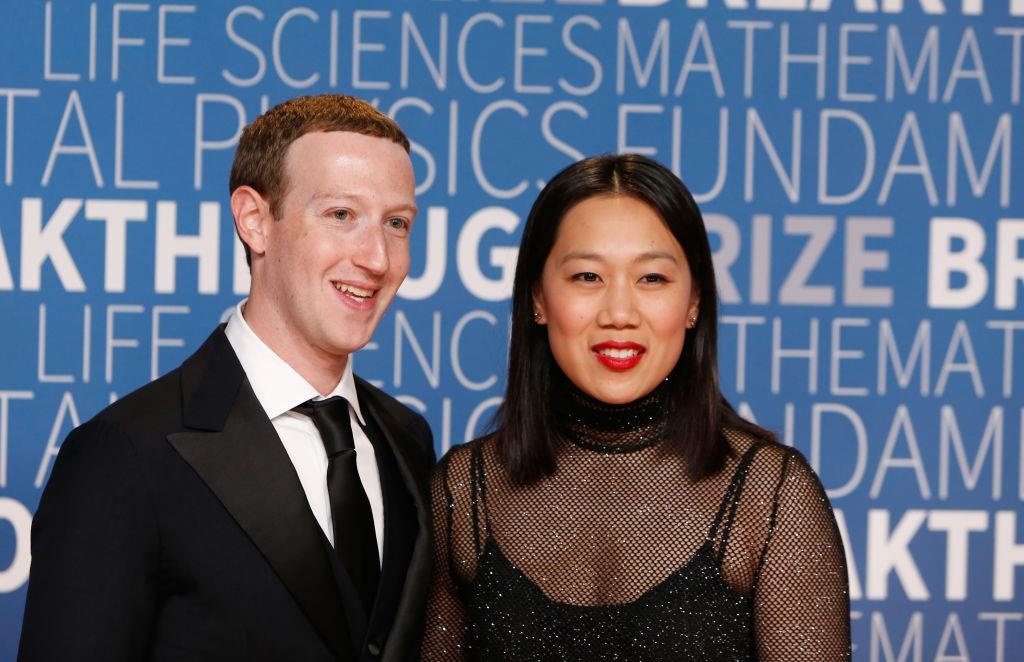 can ve mark zuckerberg quay roi tinh duc anh 1