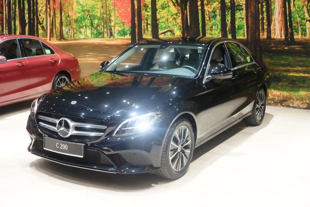 Fascination Show cua mercedes tai Ha Noi anh 2