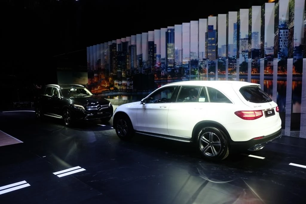 Fascination Show cua mercedes tai Ha Noi anh 8