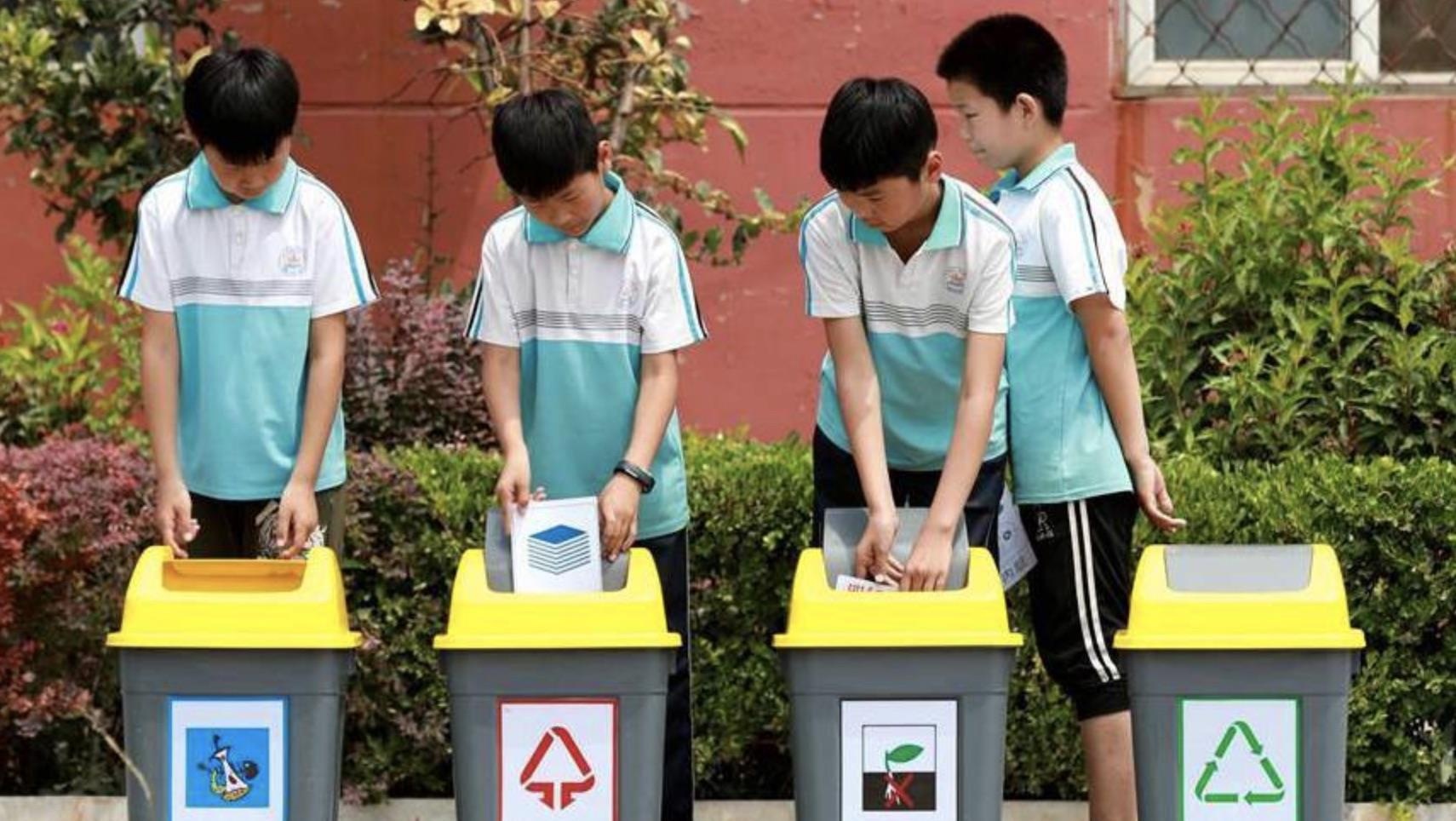 So bi ha diem cong dan, nguoi Trung Quoc cai app phan loai rac bang AI hinh anh