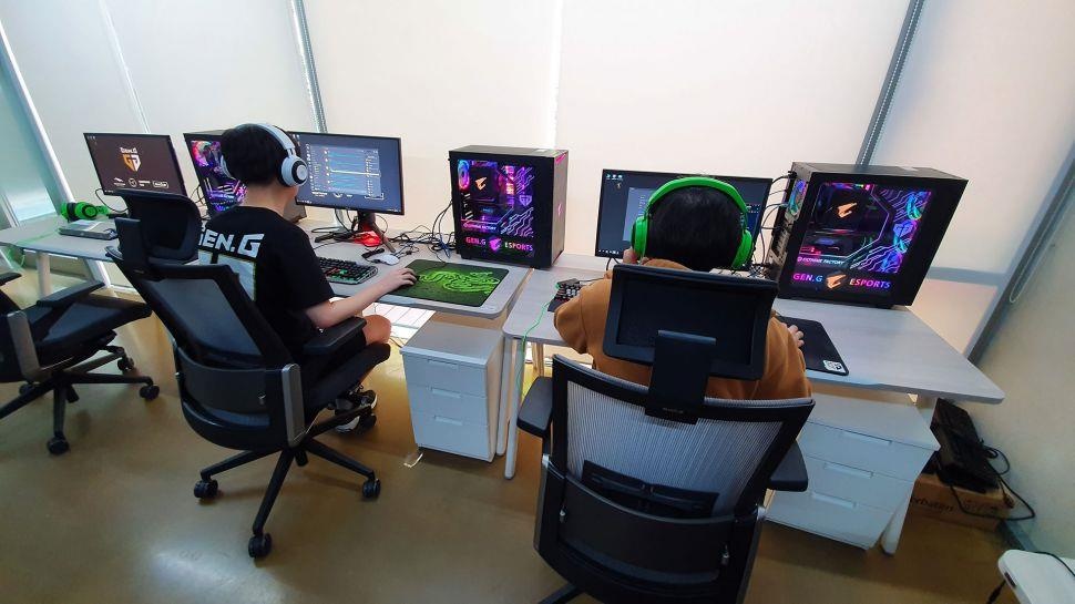một ngày của game thủ esports chuyên nghiệp ảnh 1 mot ngay cua game thu esports chuyen nghiep anh 1