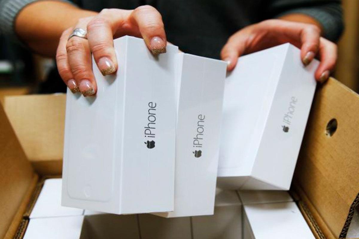 iPhone, iPad man hinh gap se ra mat vao nam 2021 hinh anh