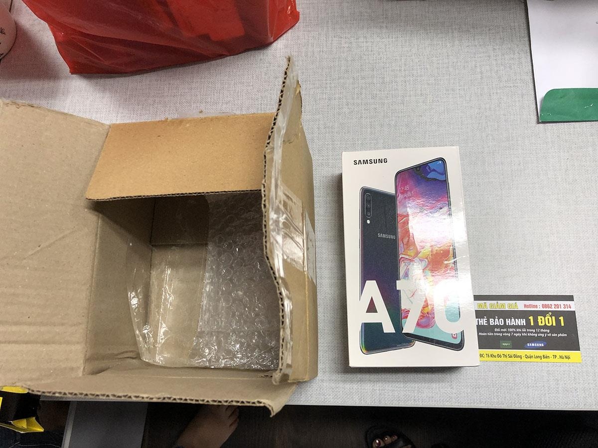 lừa đảo Samsung Galaxy a70 ảnh 1 lua dao Samsung Galaxy a70 anh 1