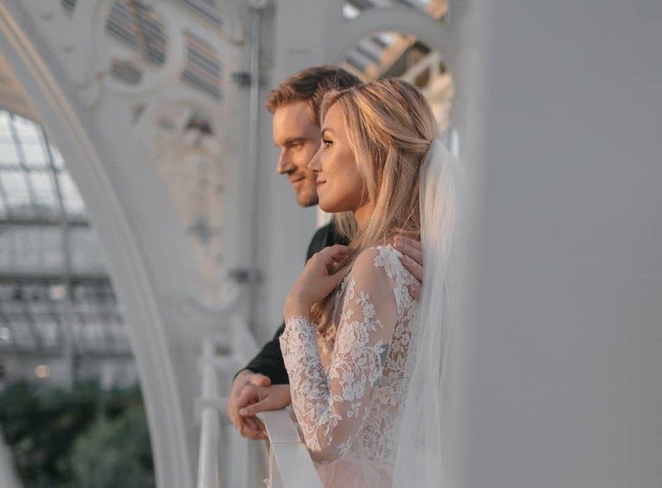 dam cuoi pewdiepie anh 3