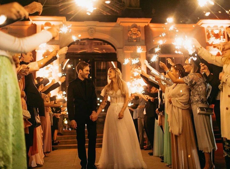 dam cuoi pewdiepie anh 9