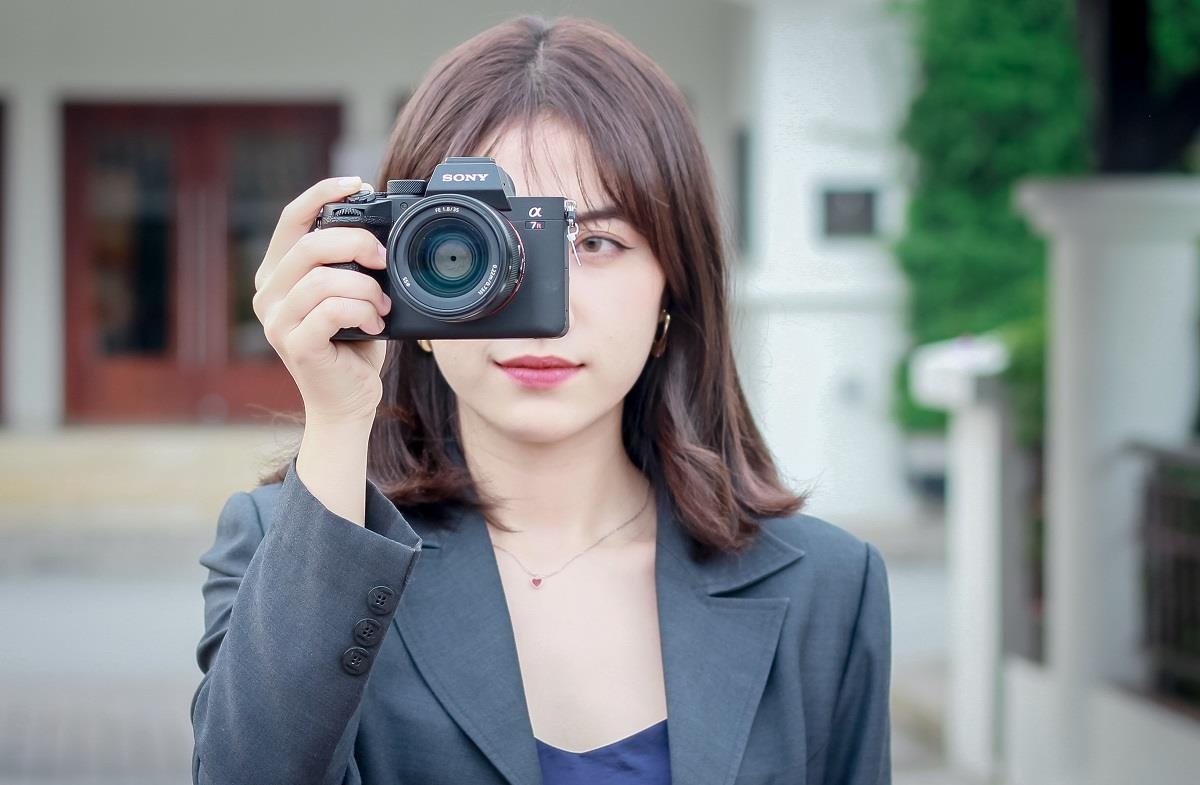 gia sony a7r IV bao nhieu anh 1