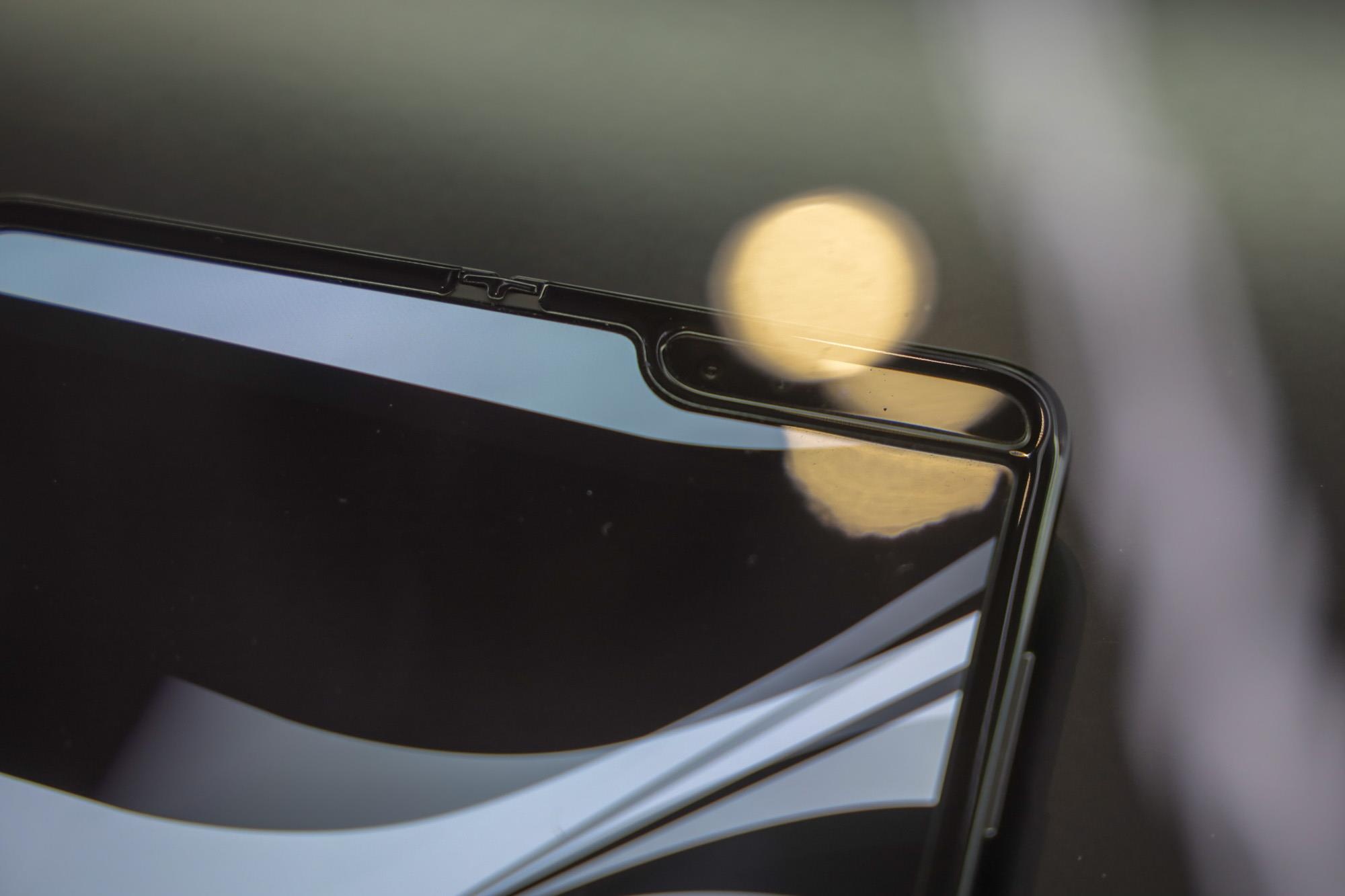 tren tay Samsung Galaxy Fold anh 11