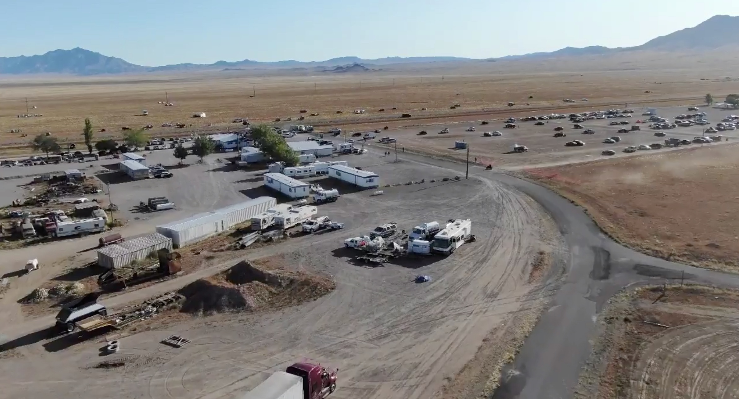 le hoi alienstock an theo area 51 anh 2