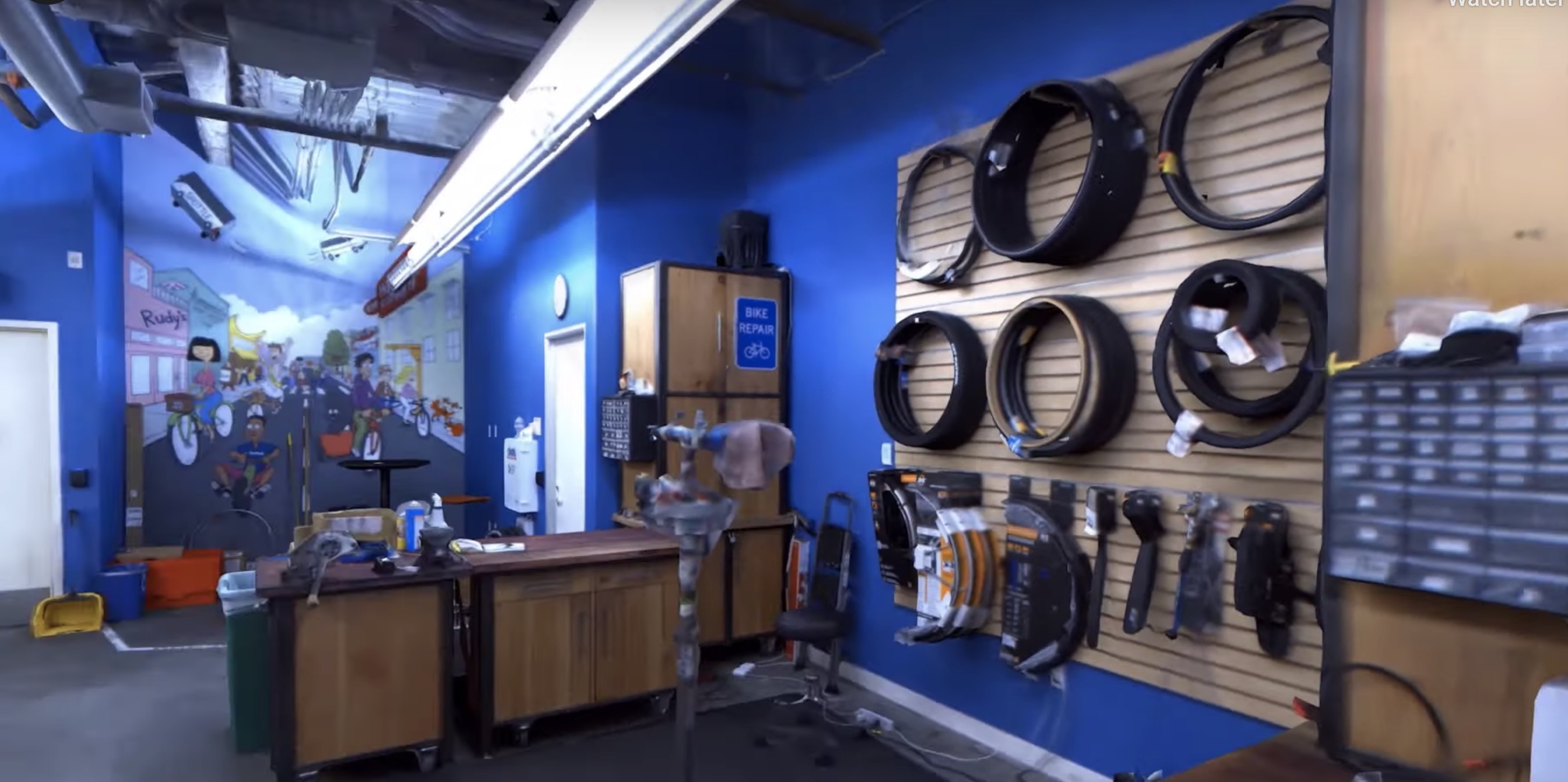 facebook muon kiem soat thuc te ao anh 3