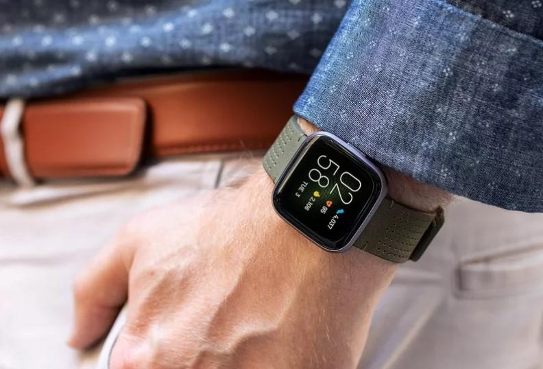 Bo 2,1 ty USD, Google muon lam chiec dong ho tot nhu Apple hinh anh