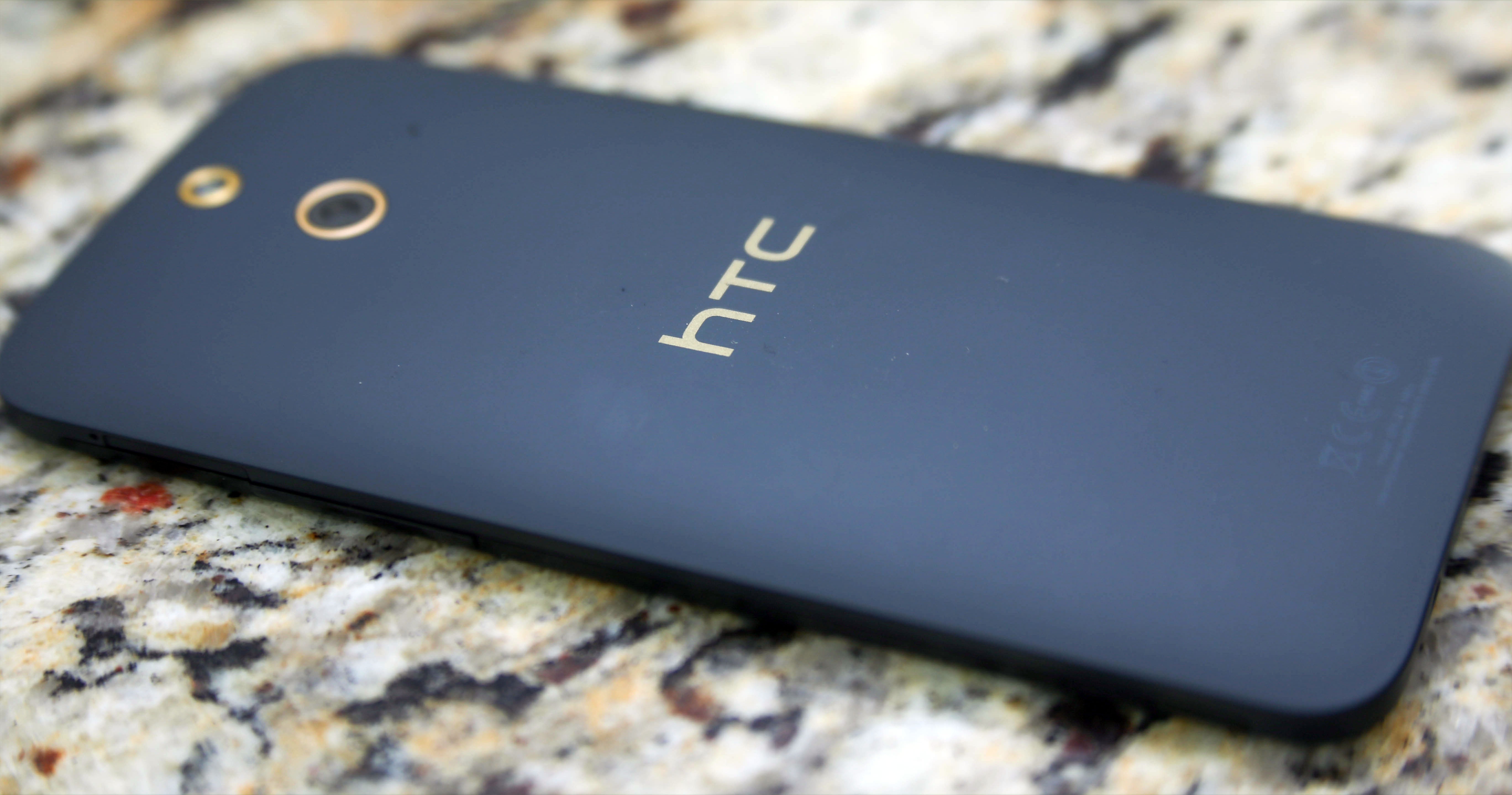 google mua lai fitbit anh 2