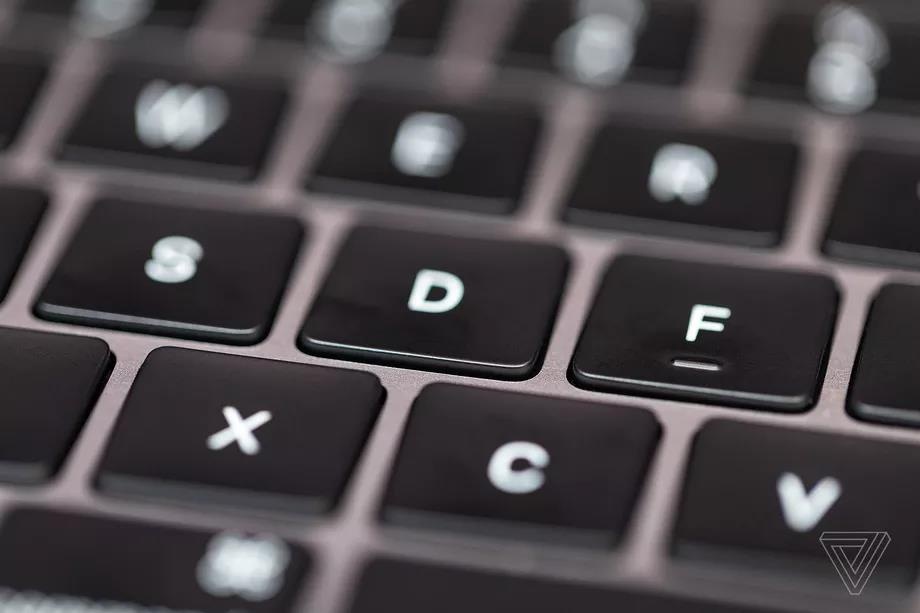 apple macbook pro 16 inch 2019 ra mat anh 5