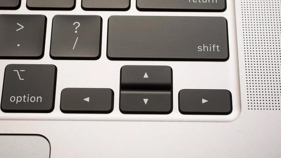 apple macbook pro 16 inch 2019 ra mat anh 9