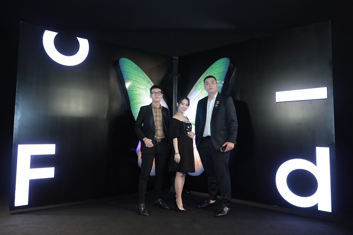 dạ tiệc sang trọng chào đón Samsung Galaxy Fold ảnh 2 da tiec sang trong chao don Samsung Galaxy Fold anh 2