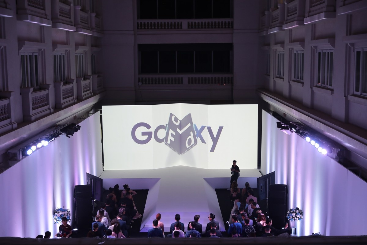 dạ tiệc sang trọng chào đón Samsung Galaxy Fold ảnh 3 da tiec sang trong chao don Samsung Galaxy Fold anh 3