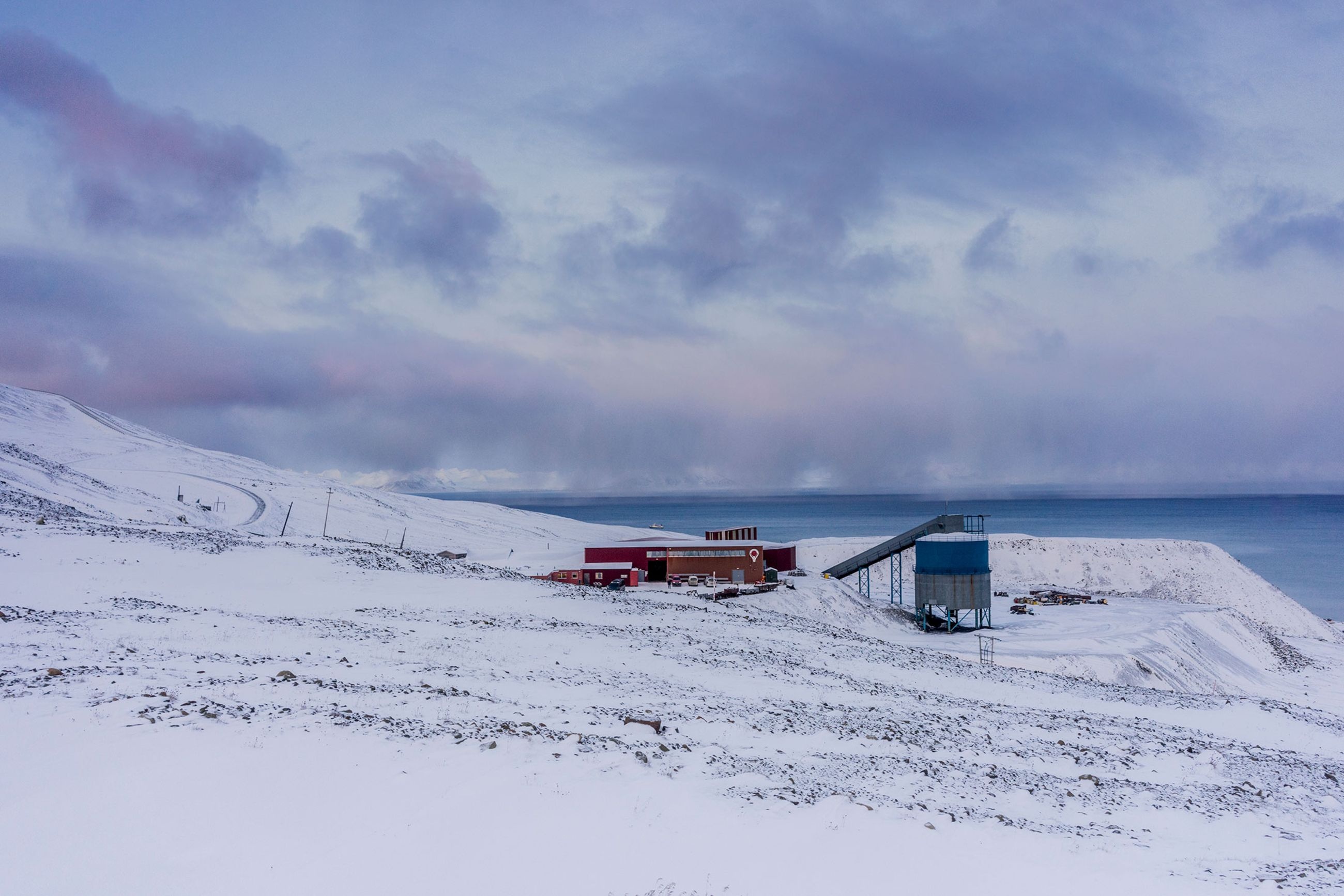 trung tam du lieu ngay tan the cua microsoft anh 1