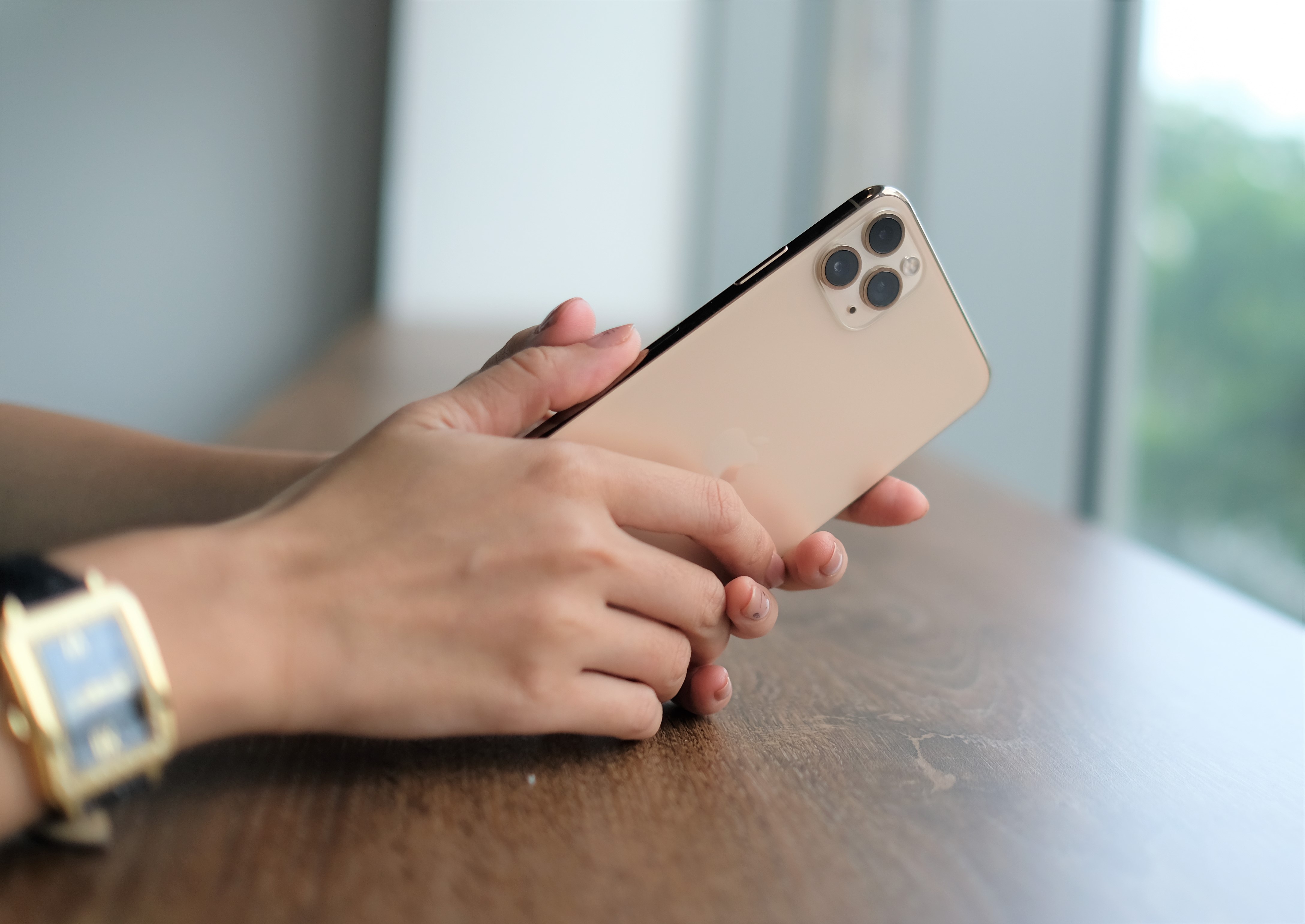 lich su cac dong iphone anh 18