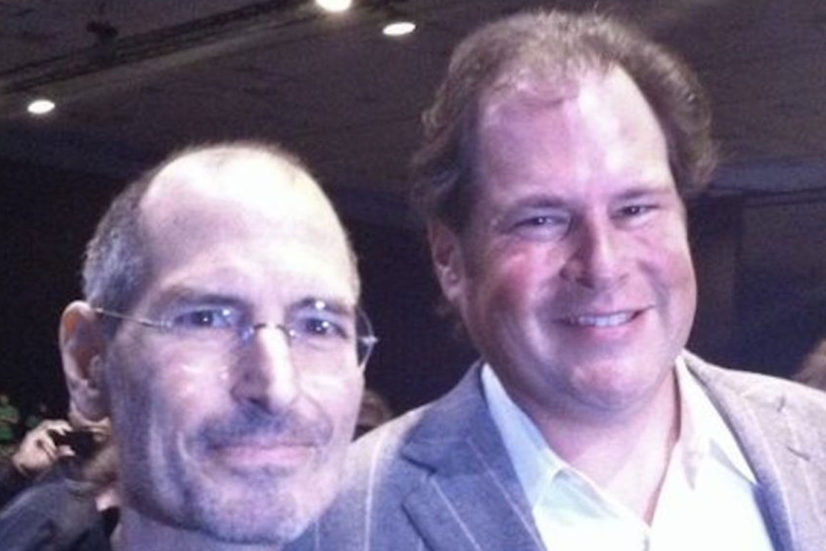 Chuyen chua ke ve AppStore va mon qua cho Steve Jobs hinh anh