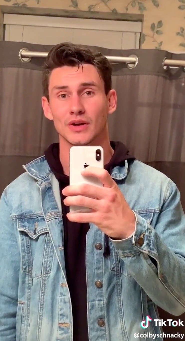 nha tam la san khau cua ngoi sao tiktok anh 2