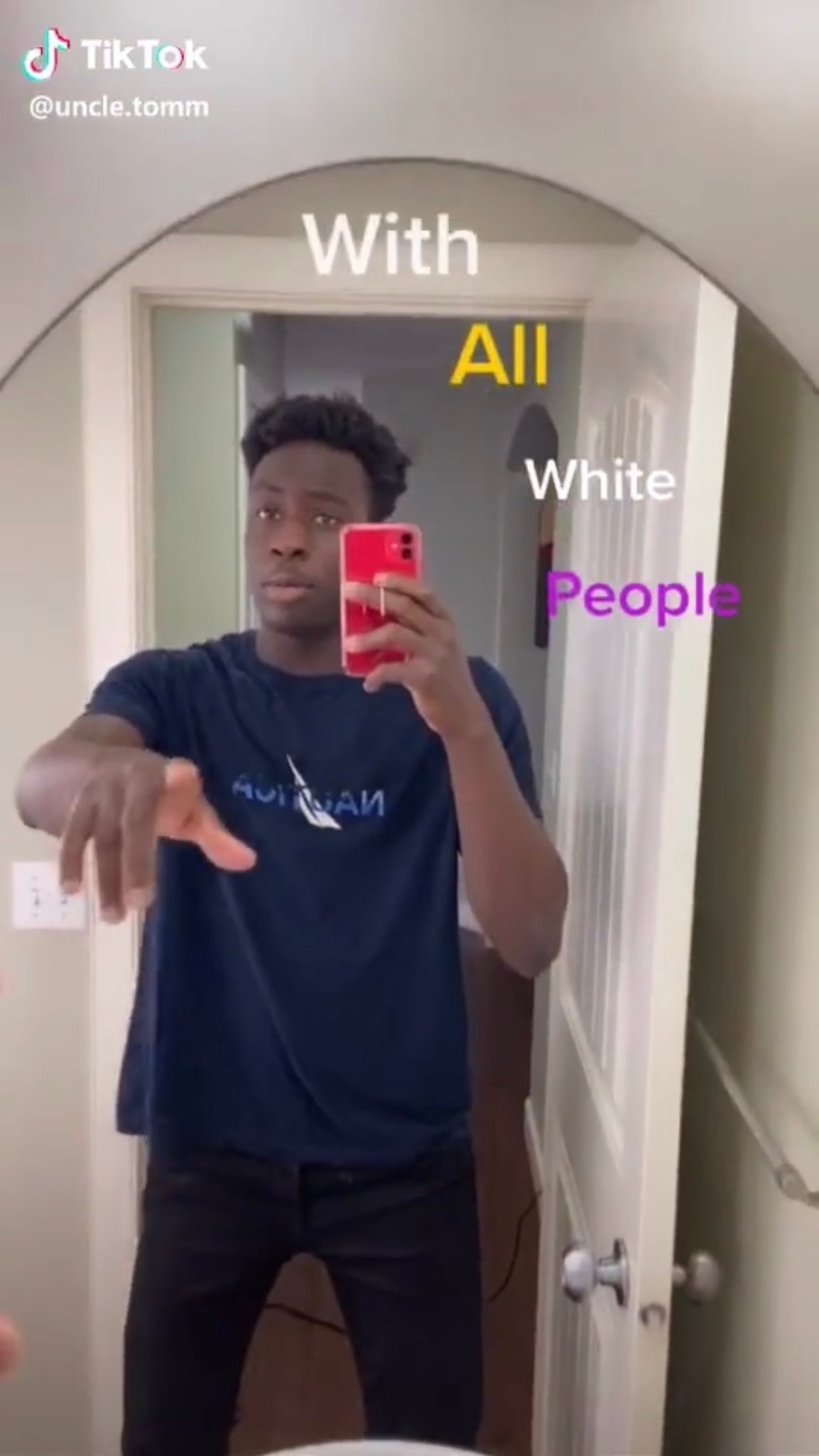 nha tam la san khau cua ngoi sao tiktok anh 4