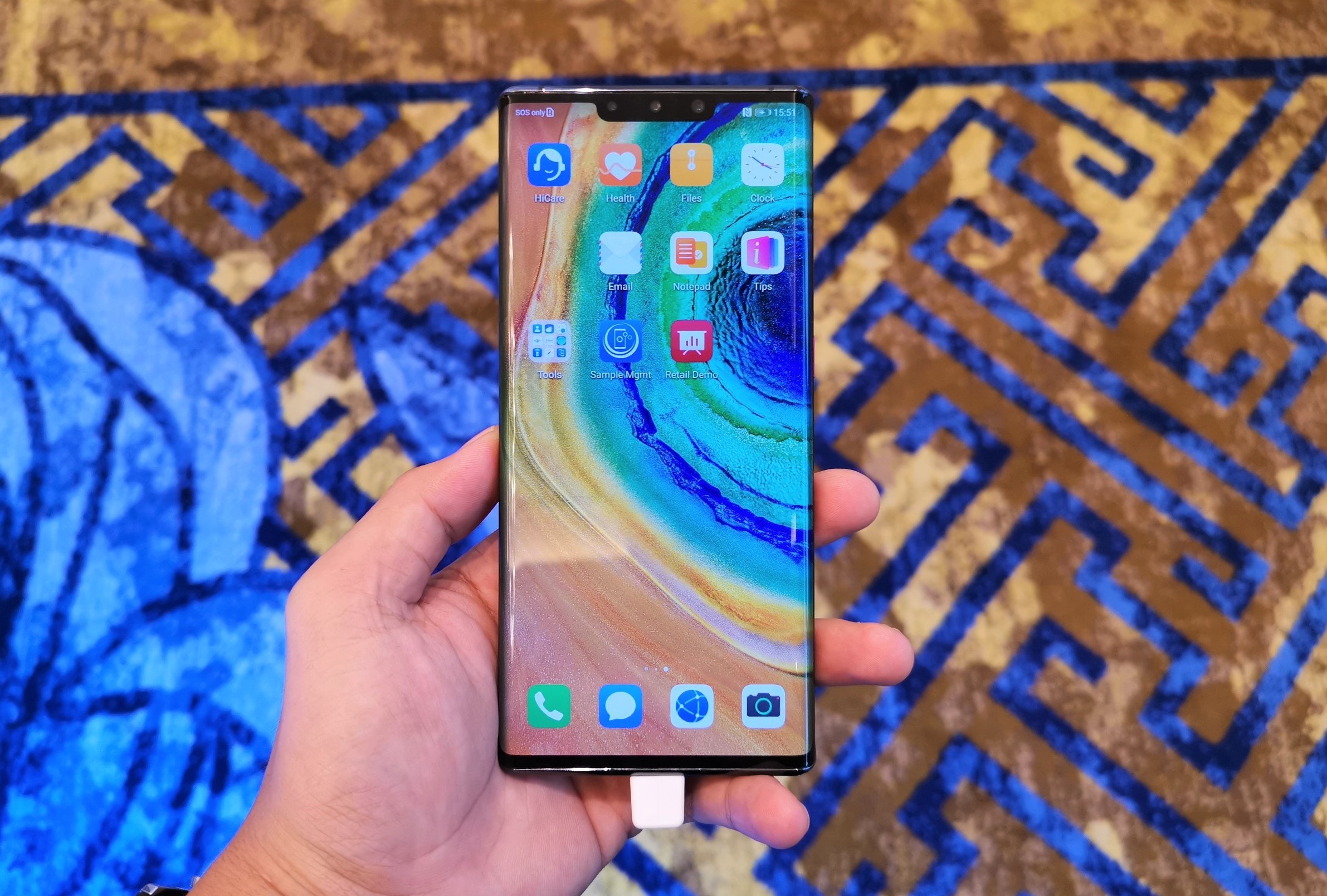 Vuot Apple, Huawei thanh hang smartphone lon thu 2 the gioi hinh anh