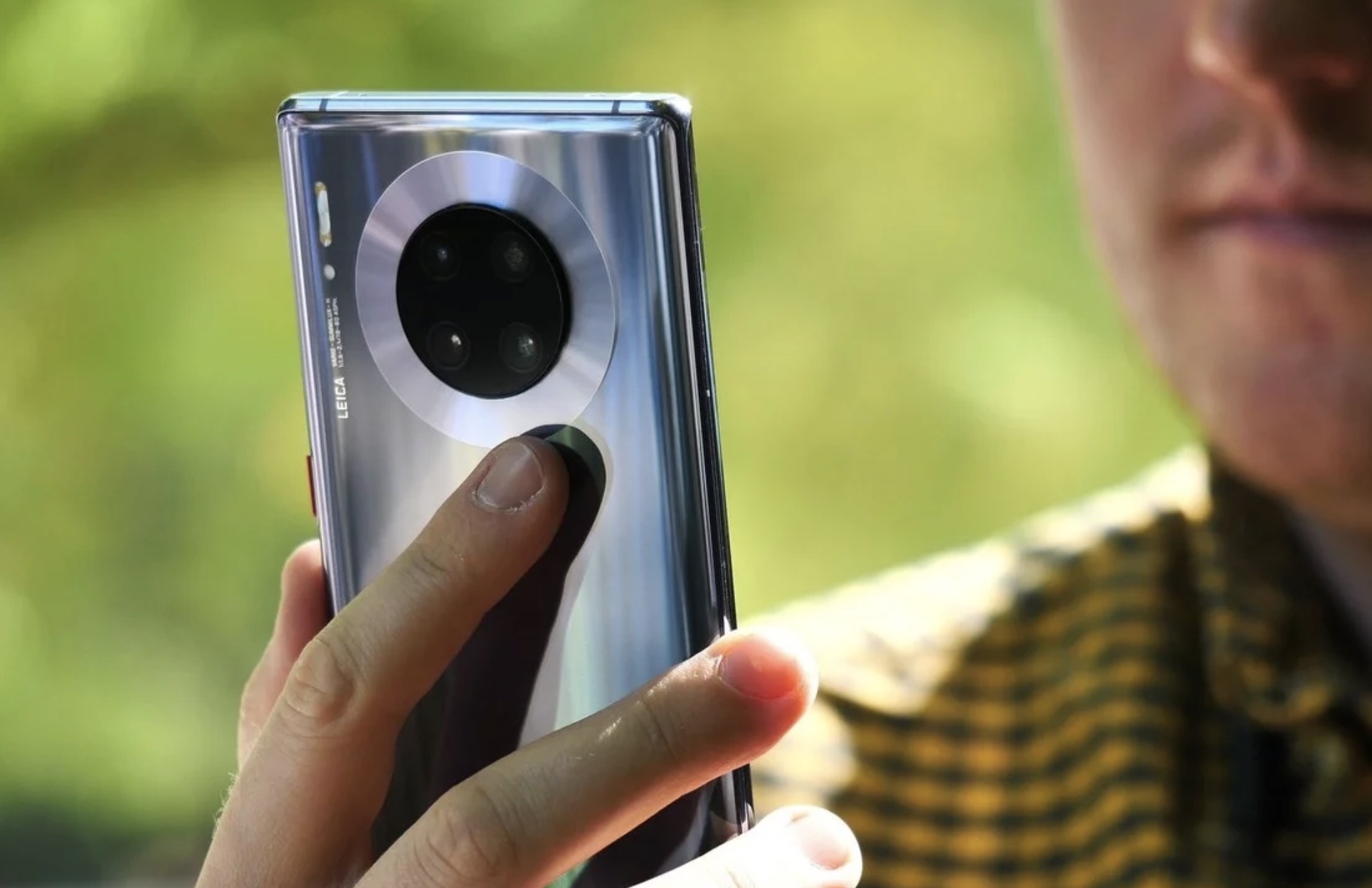 Huawei nen ngung khang dinh khong can Google hinh anh