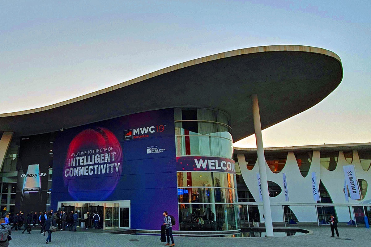 Nhieu hang di dong rut khoi MWC vi virus corona hinh anh