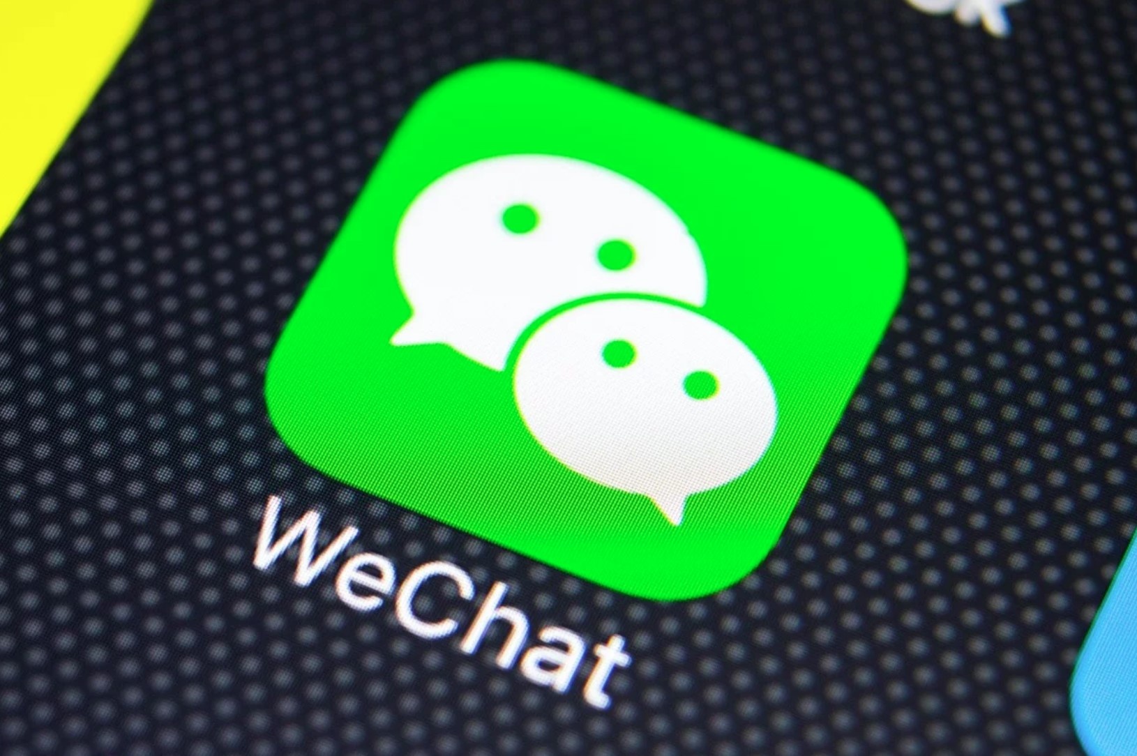 Canada phat nang mot nguoi dung WeChat phao tin gia hinh anh