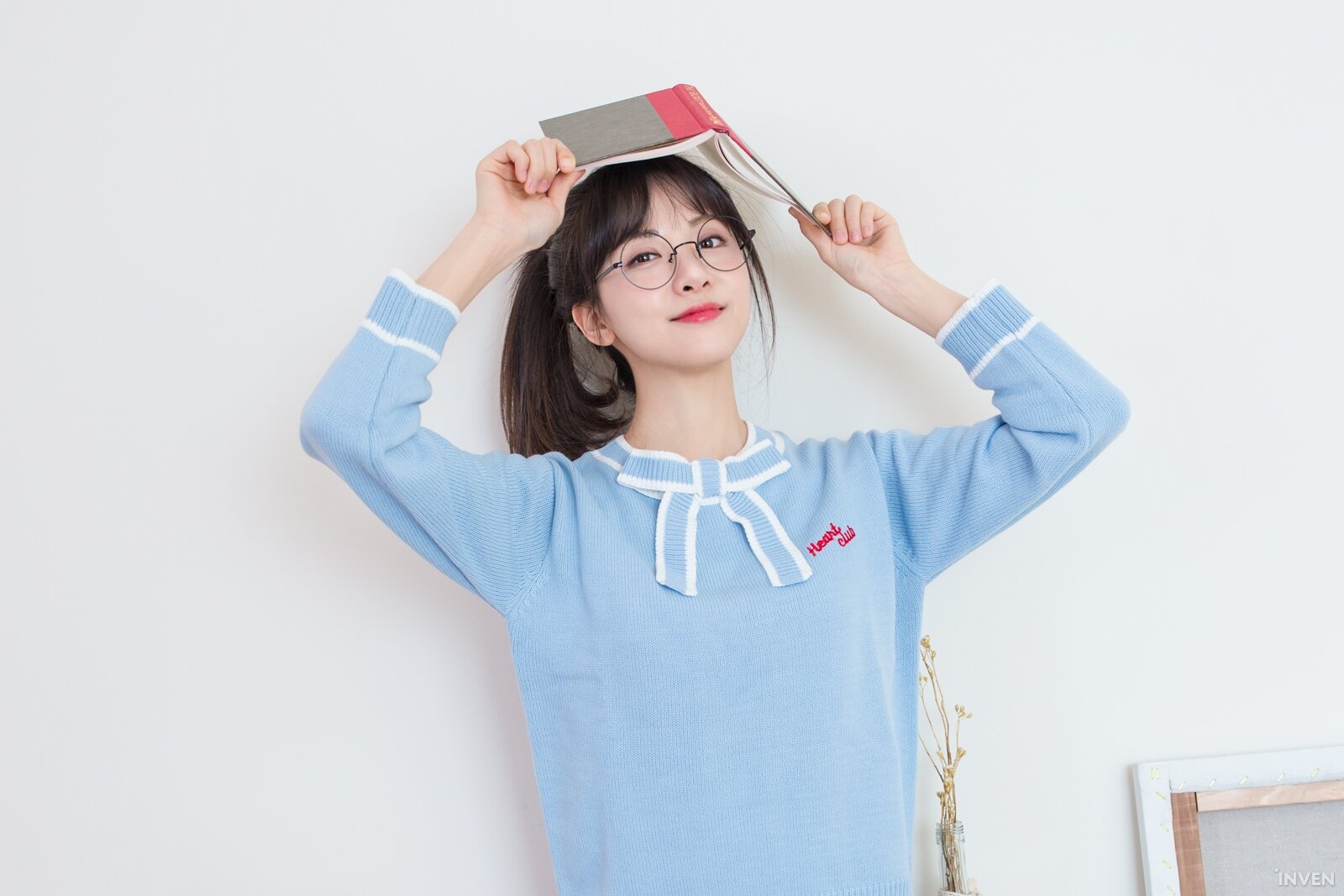 MC xinh dep cua LCK anh 1