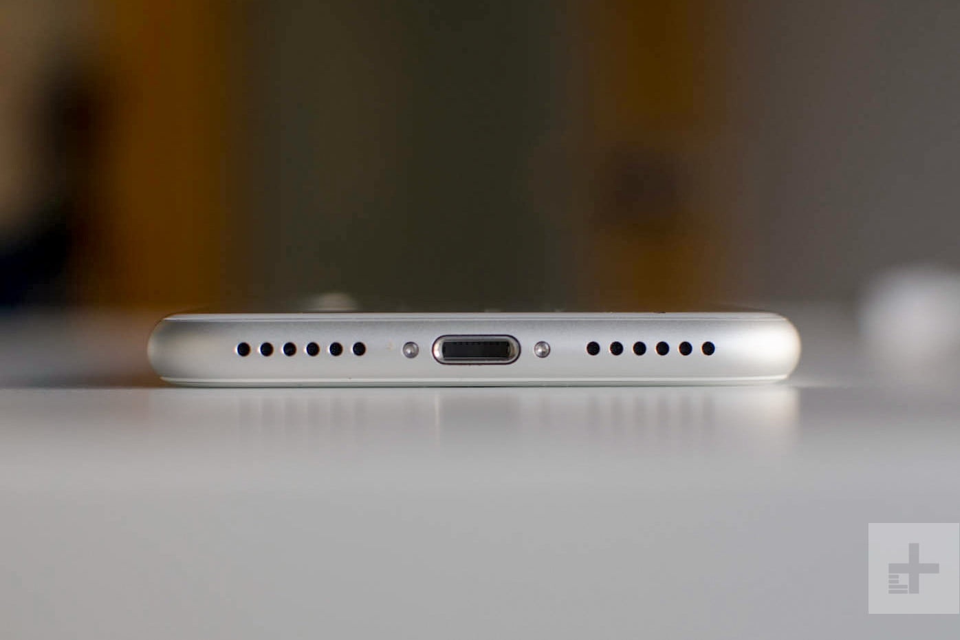 ve sinh dien thoai smartphone mua covid-19 anh 2