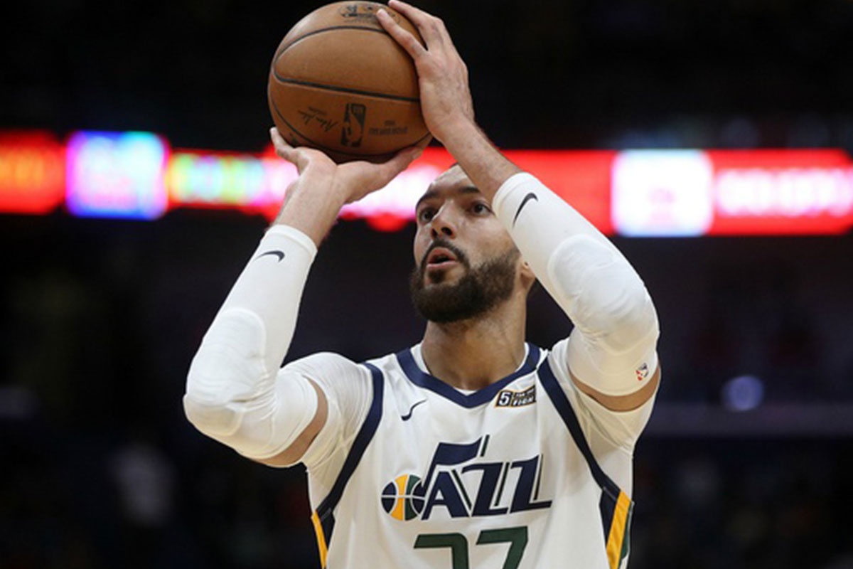 Ngoi sao NBA dua cot truoc khi duong tinh voi Covid-19 hinh anh