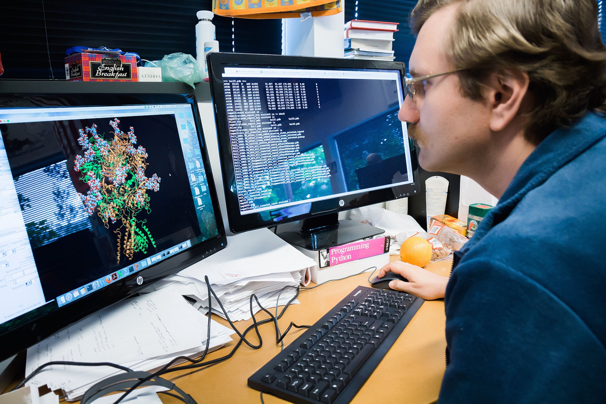 dung may tinh giai ma covid-19 anh 3