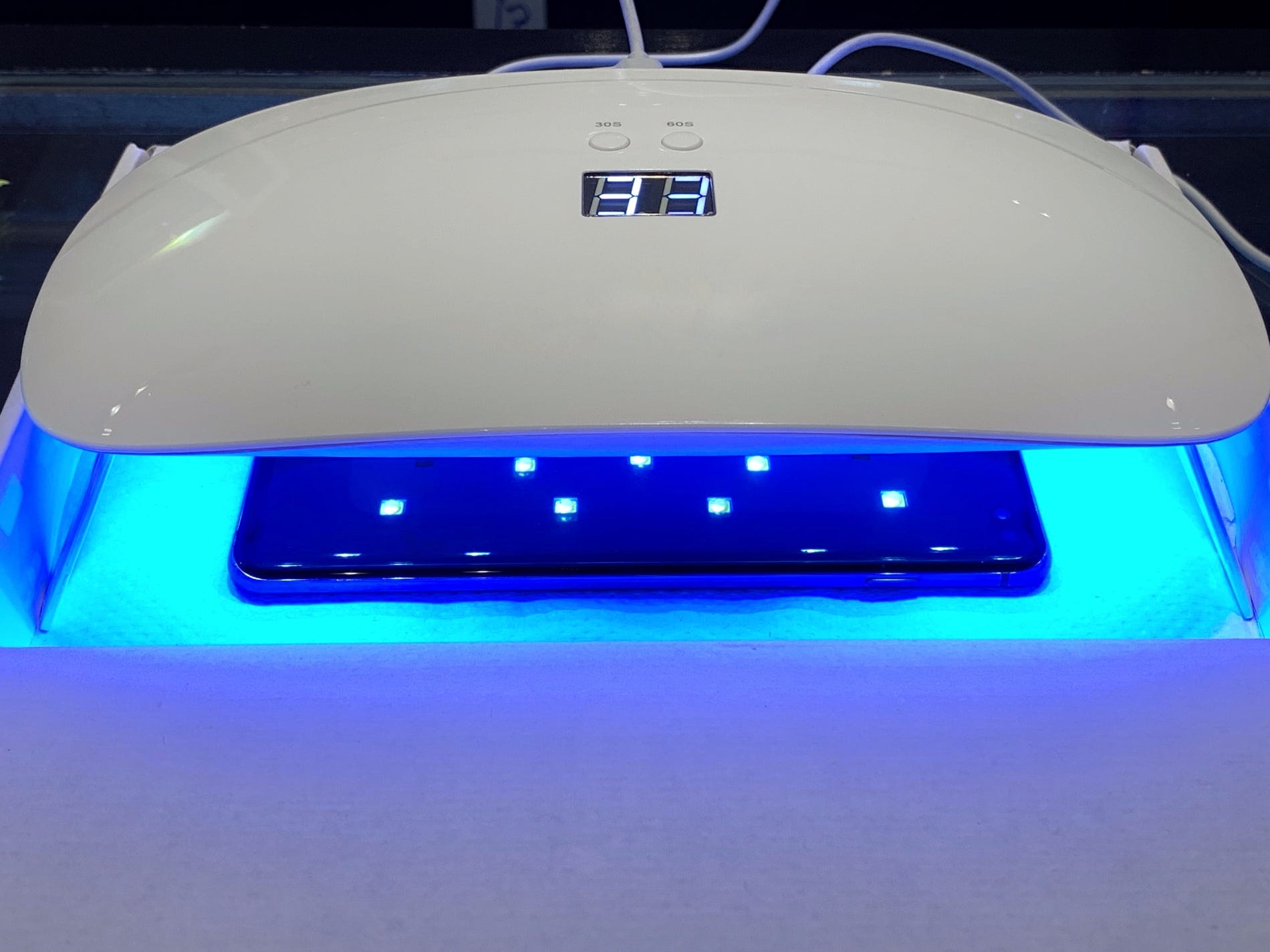 dung tia cuc tim diet virus corona anh 3