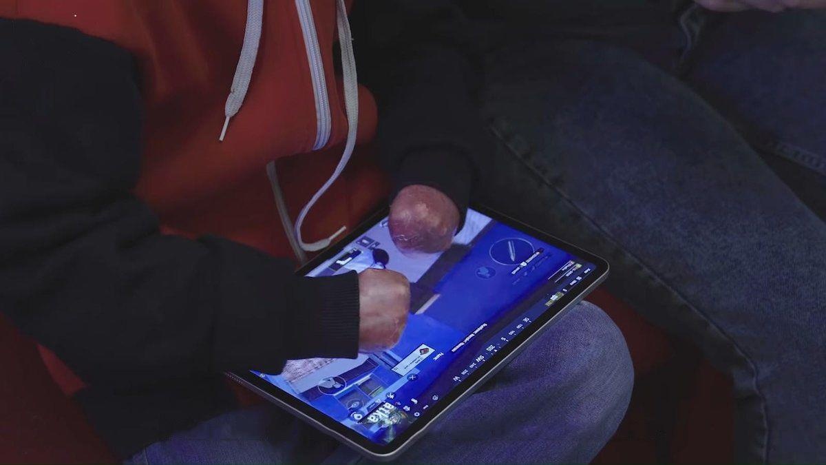 Chang streamer PUBG Mobile khong co ban tay hinh anh