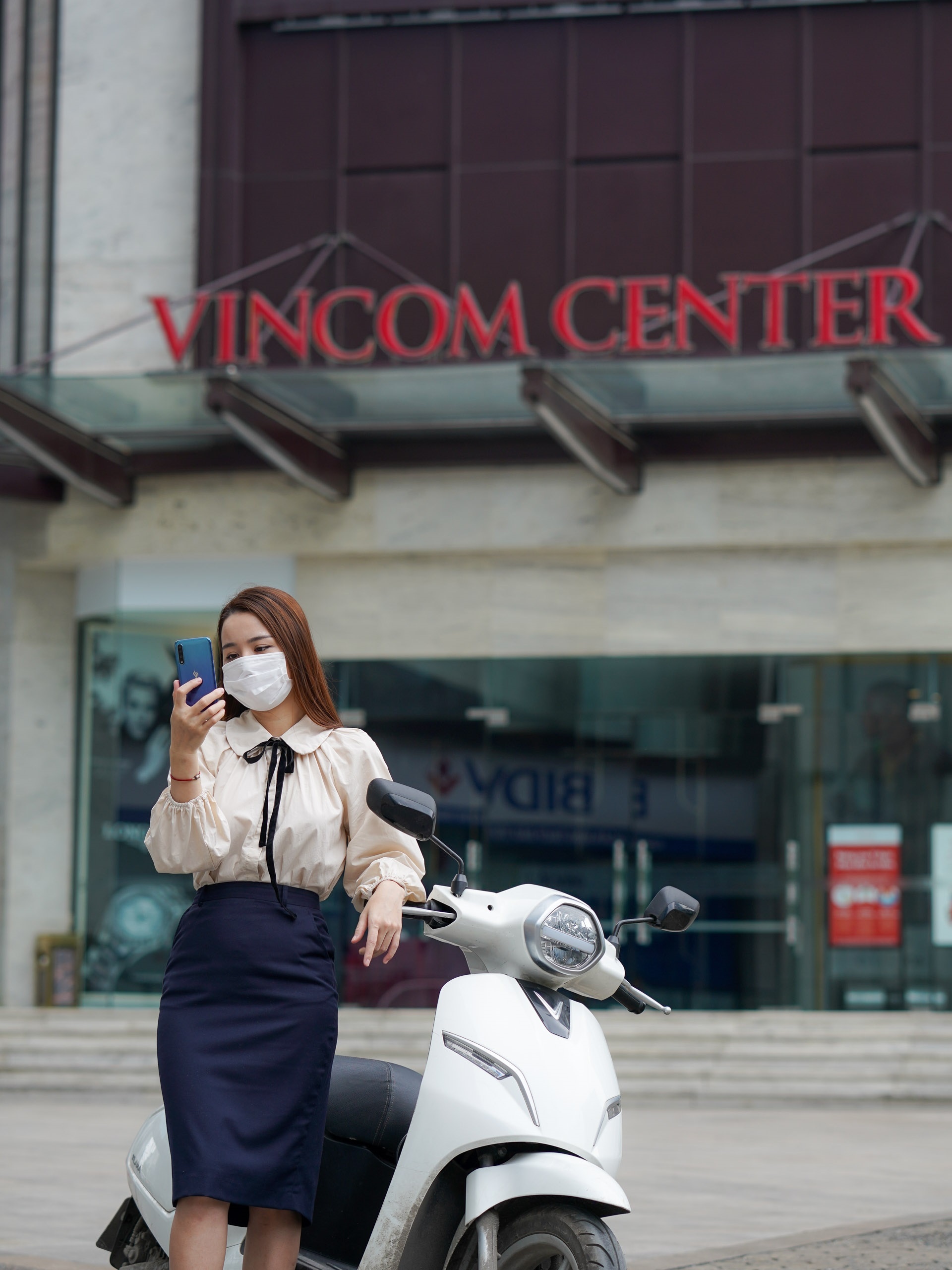 nhan khuon mat khi deo khau trang anh 2