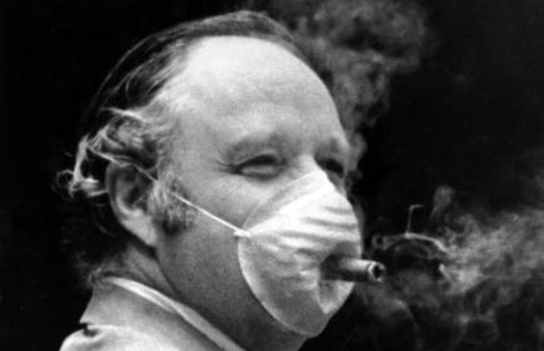 Hut thuoc co lam giam nguy co nhiem Covid-19? hinh anh